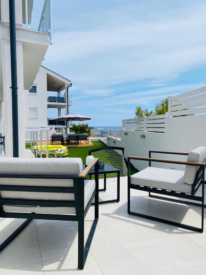 Ellavis Apartments Exterior photo