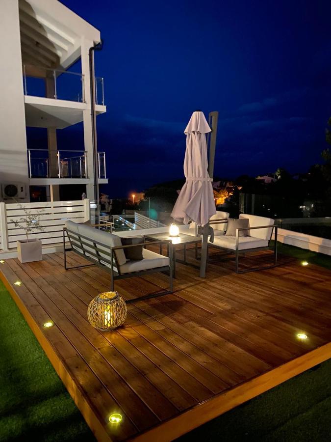 Ellavis Apartments Exterior photo